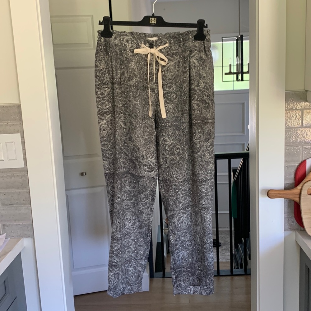 Wilfred Gray Paisley Ankle Pants